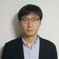 Chunzhao Guo Headshot