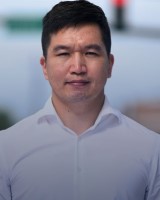 John Hyoshin Park Headshot