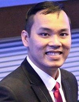 Kim Phuc Tran Headshot