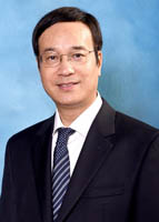Qiang Zhu Headshot