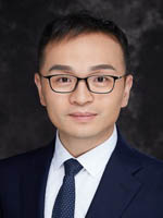 Rui Xiong Headshot
