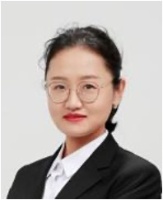 Shuangshuang Han Headshot