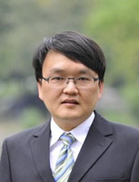 Zhigang Liu Headshot